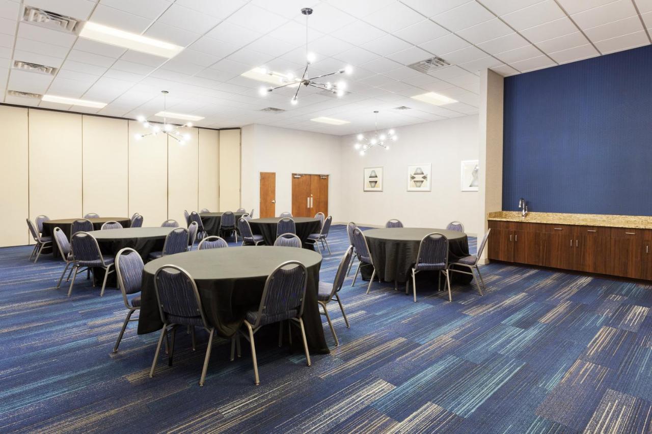 Holiday Inn Express Hotel & Suites Montgomery Boyd-Cooper Parkway By Ihg Dış mekan fotoğraf