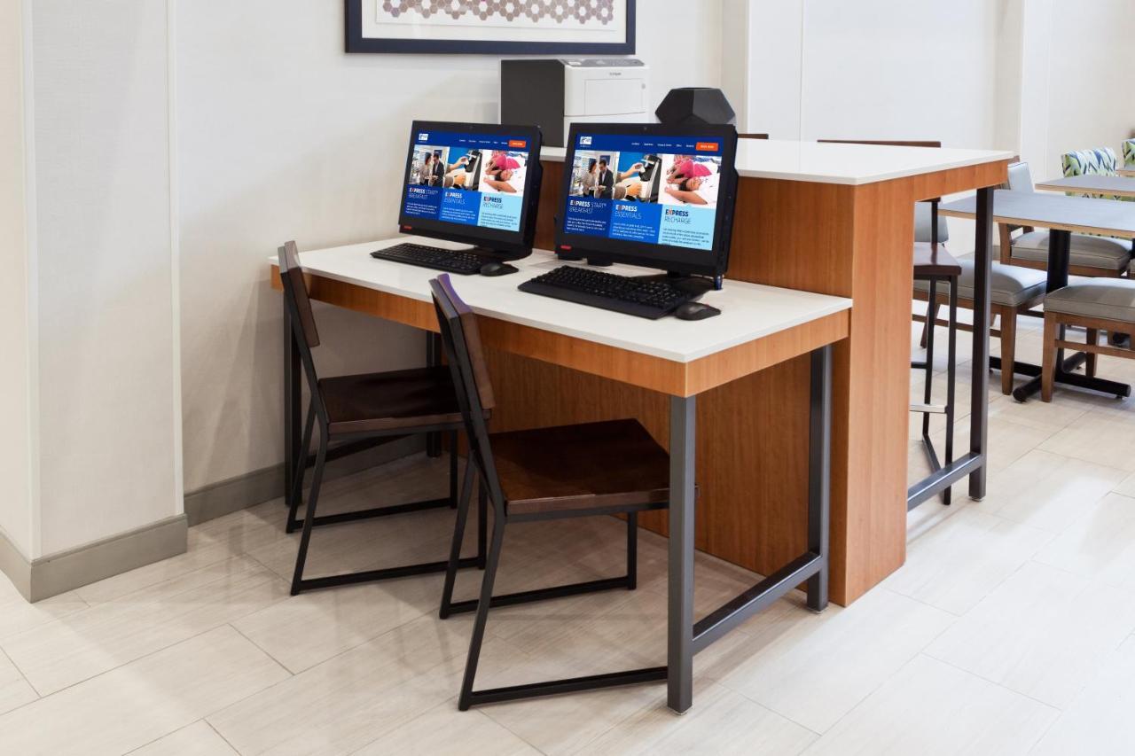 Holiday Inn Express Hotel & Suites Montgomery Boyd-Cooper Parkway By Ihg Dış mekan fotoğraf