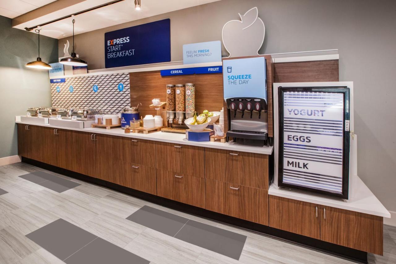 Holiday Inn Express Hotel & Suites Montgomery Boyd-Cooper Parkway By Ihg Dış mekan fotoğraf